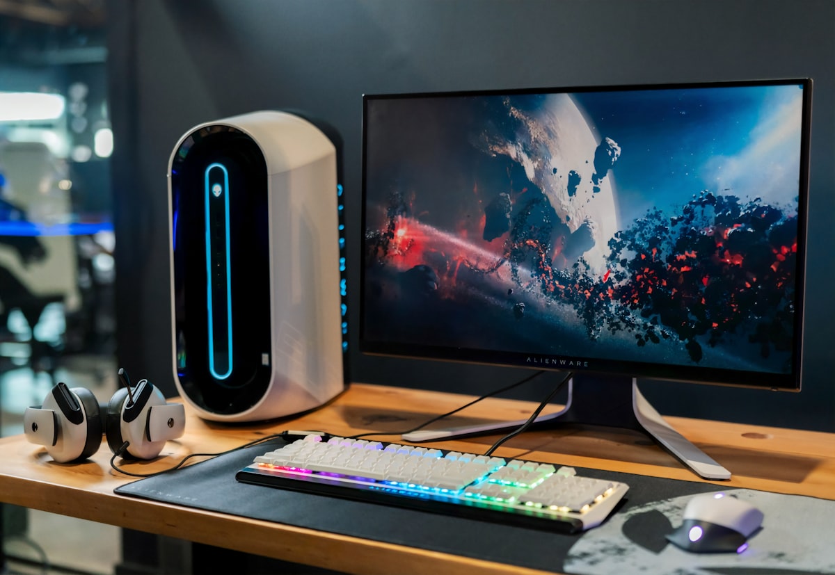 Quel moniteur gamer choisir en 2026 ? 144Hz vs 240Hz vs OLED : le comparatif complet