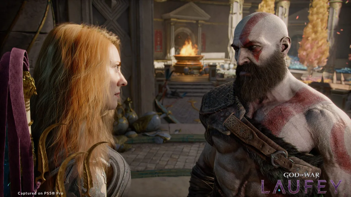 Faye (Laufey) face à Kratos dans une capture officielle 4K de God of War Laufey sur PS5 Pro