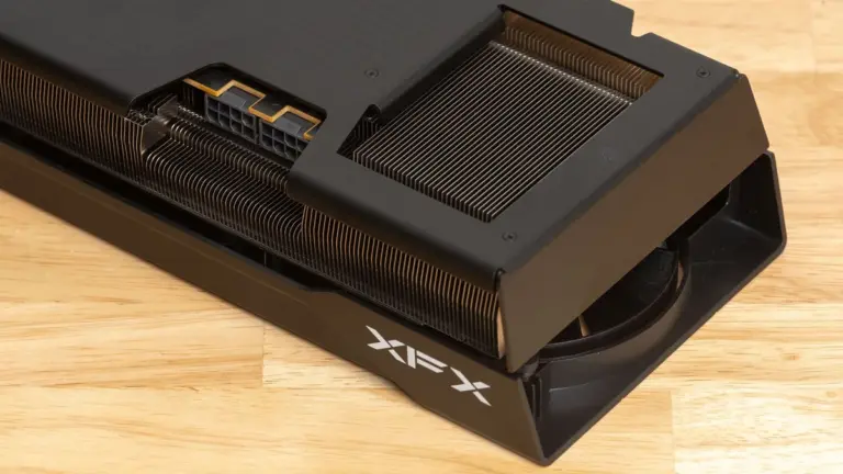 Ray Reconstruction, Multi Frame Gen et DLSS 5 sur AMD Radeon : la mise à jour 0.8.0 de Daniel Blanco fait sauter le dernier verrou de NVIDIA