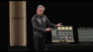 Jensen Huang présente le plateau de calcul NVIDIA Vera Rubin Ultra et son architecture rack Kyber