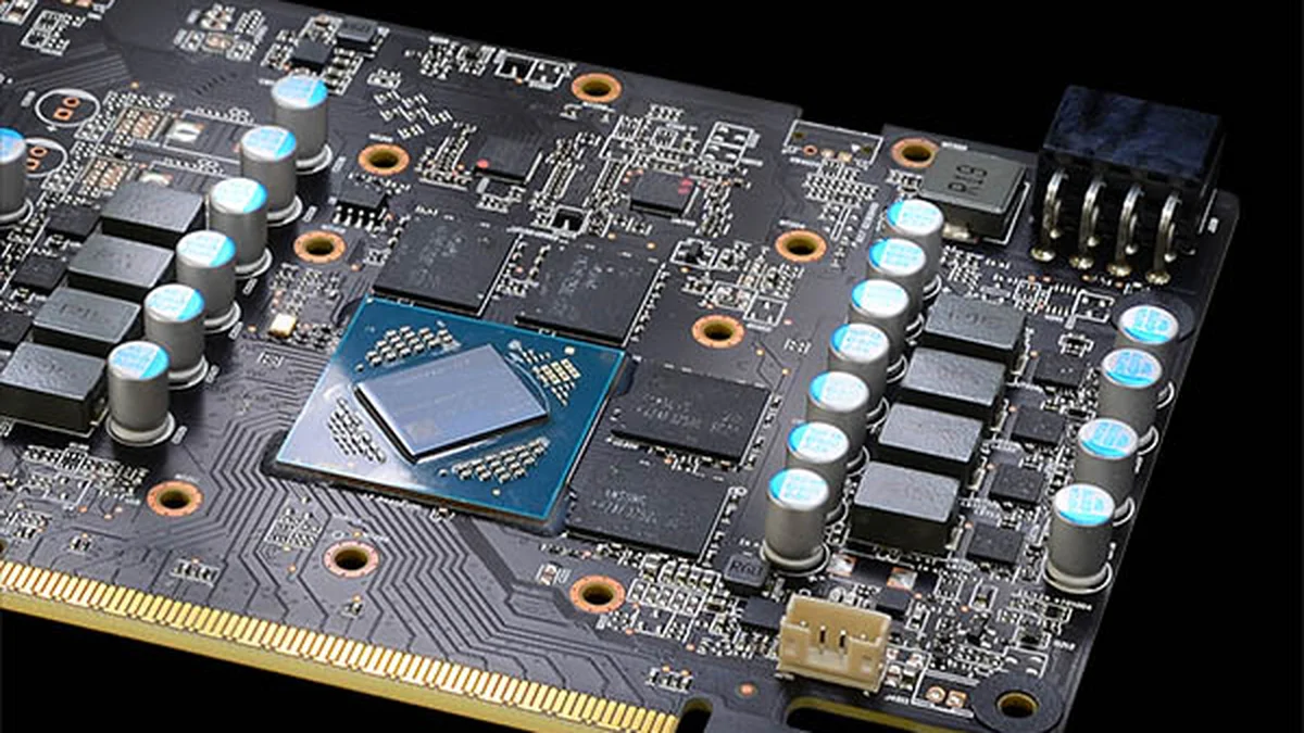 PCB de la carte graphique PowerColor Radeon RX 9050 avec puce Navi 44, puces GDDR6 et connecteur 8 broches