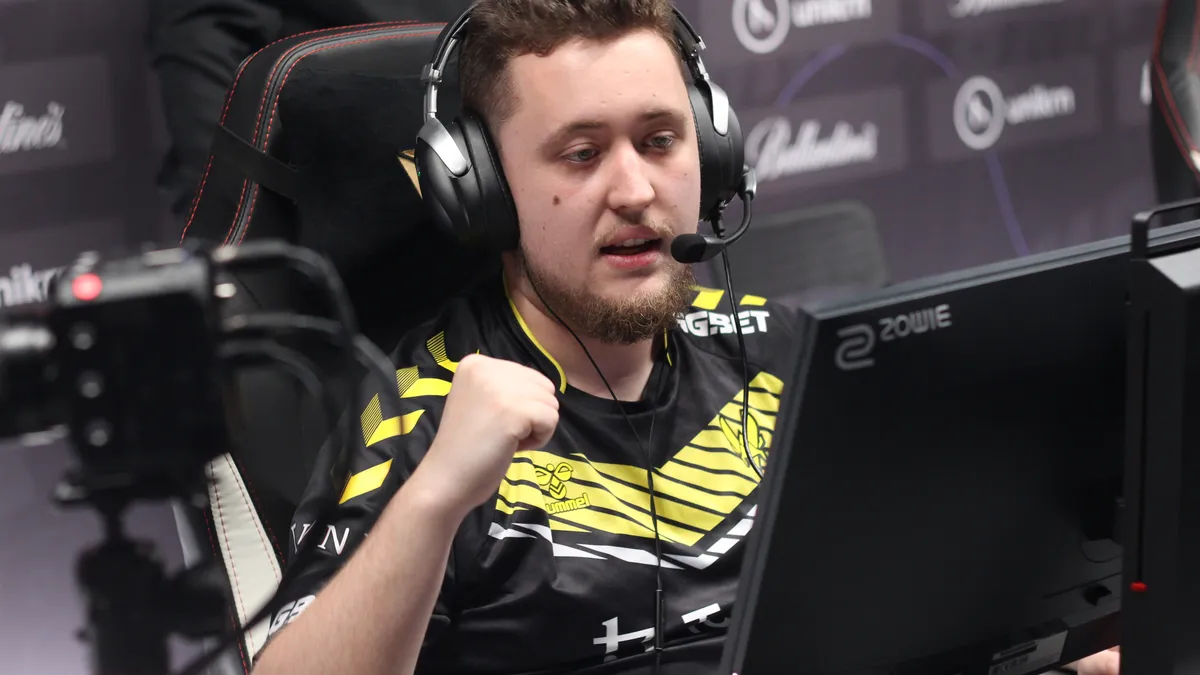 Mathieu ZywOo Herbaut sous le maillot de Team Vitality sur Counter-Strike 2