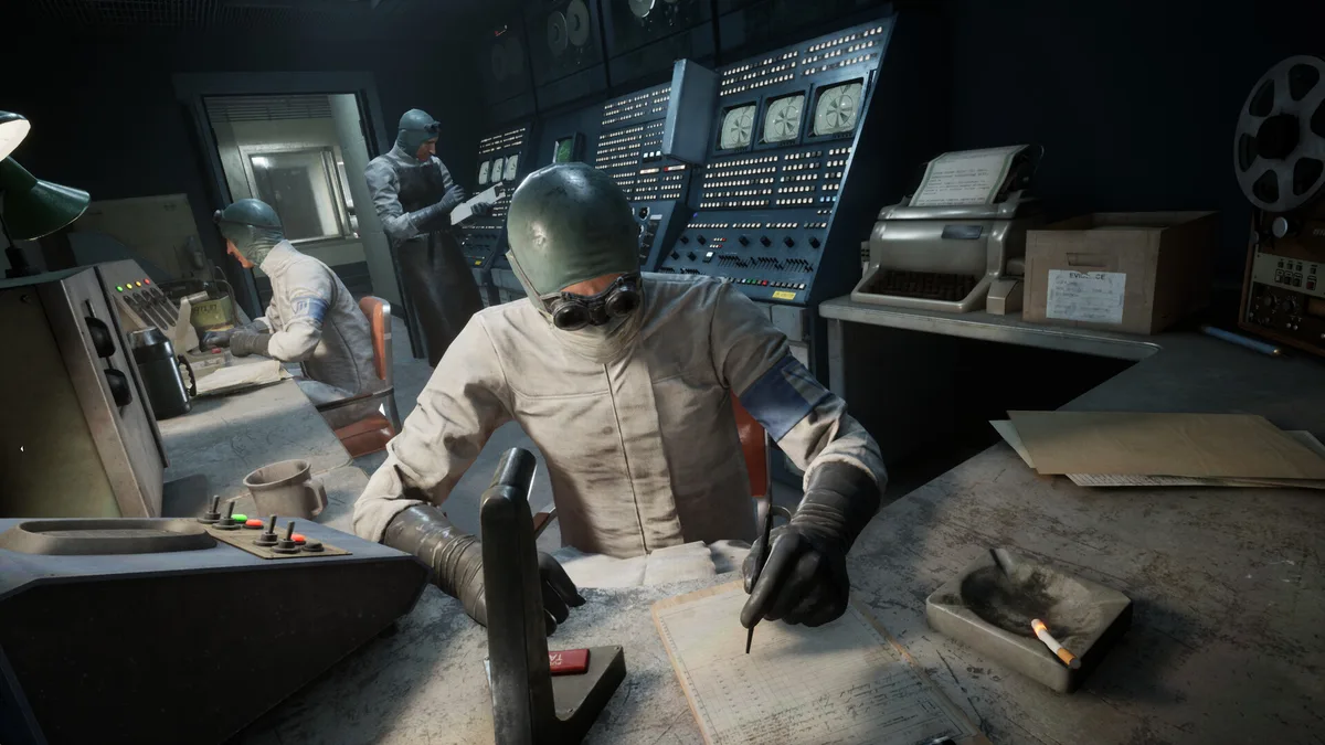 Les scientifiques de la Murkoff Corporation observent les cobayes dans The Outlast Trials sur Nintendo Switch 2