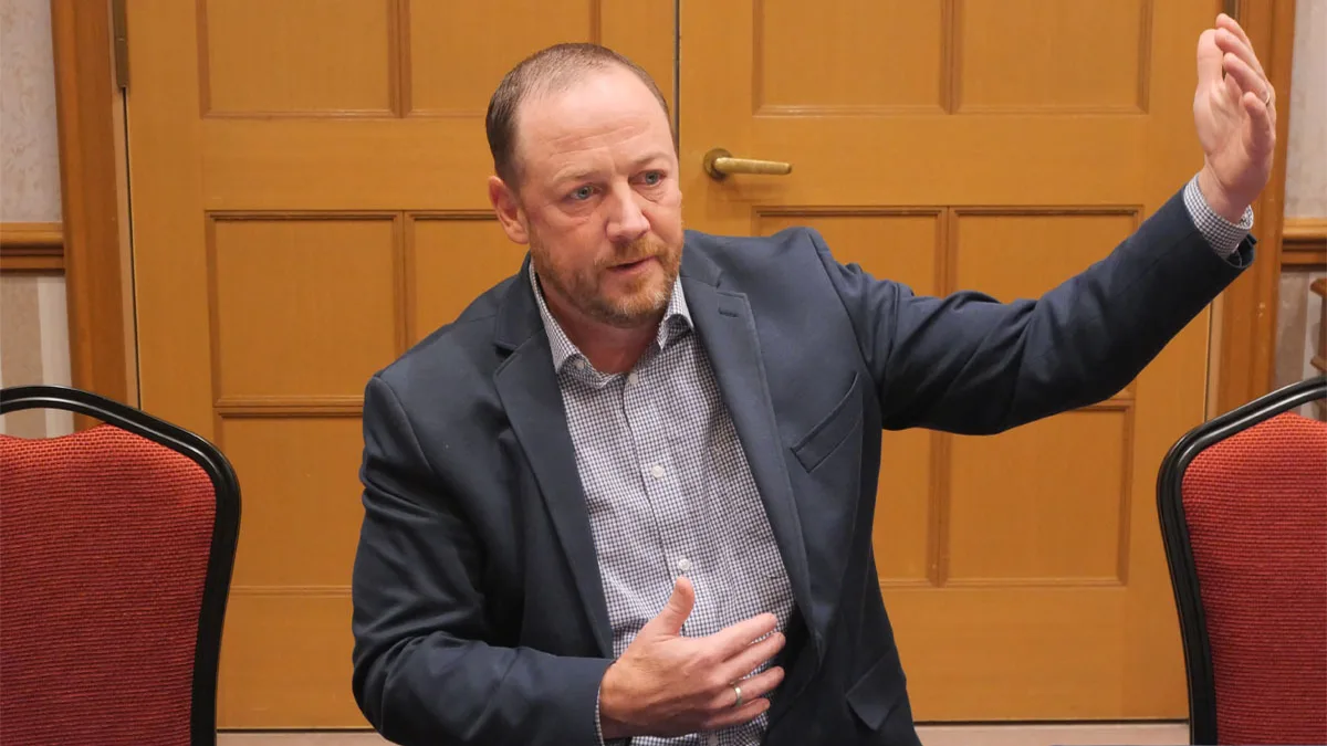 Travis Kirsch directeur gestion produits clients AMD expliquant la longévité du socket AM5 au-delà de 2029 et le PCIe 6.0